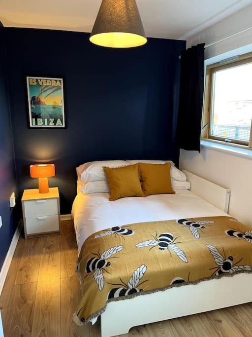 Colourful, Bright And Chic 2 Storey Apartment Manchester Exteriör bild